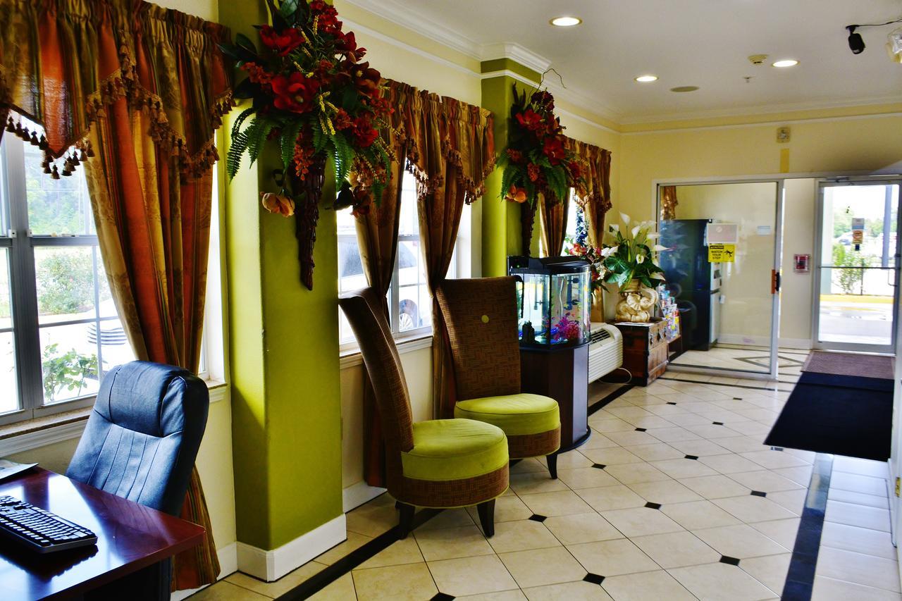 Scottish Inn And Suites Alvin Exterior photo